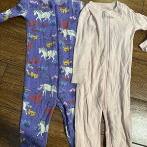 Hanna Anderson zip up pajamas